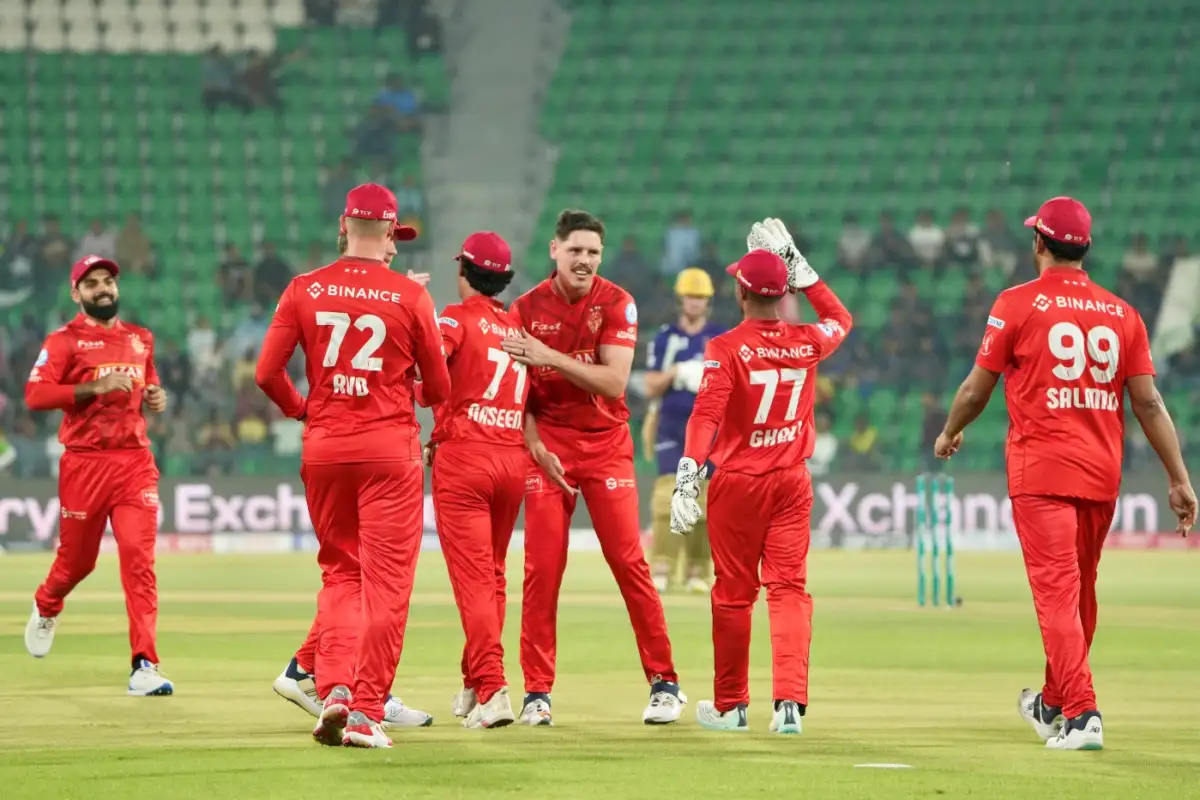 Wet Outfield Forces Abandonment of Islamabad United vs Peshawar Zalmi Clash